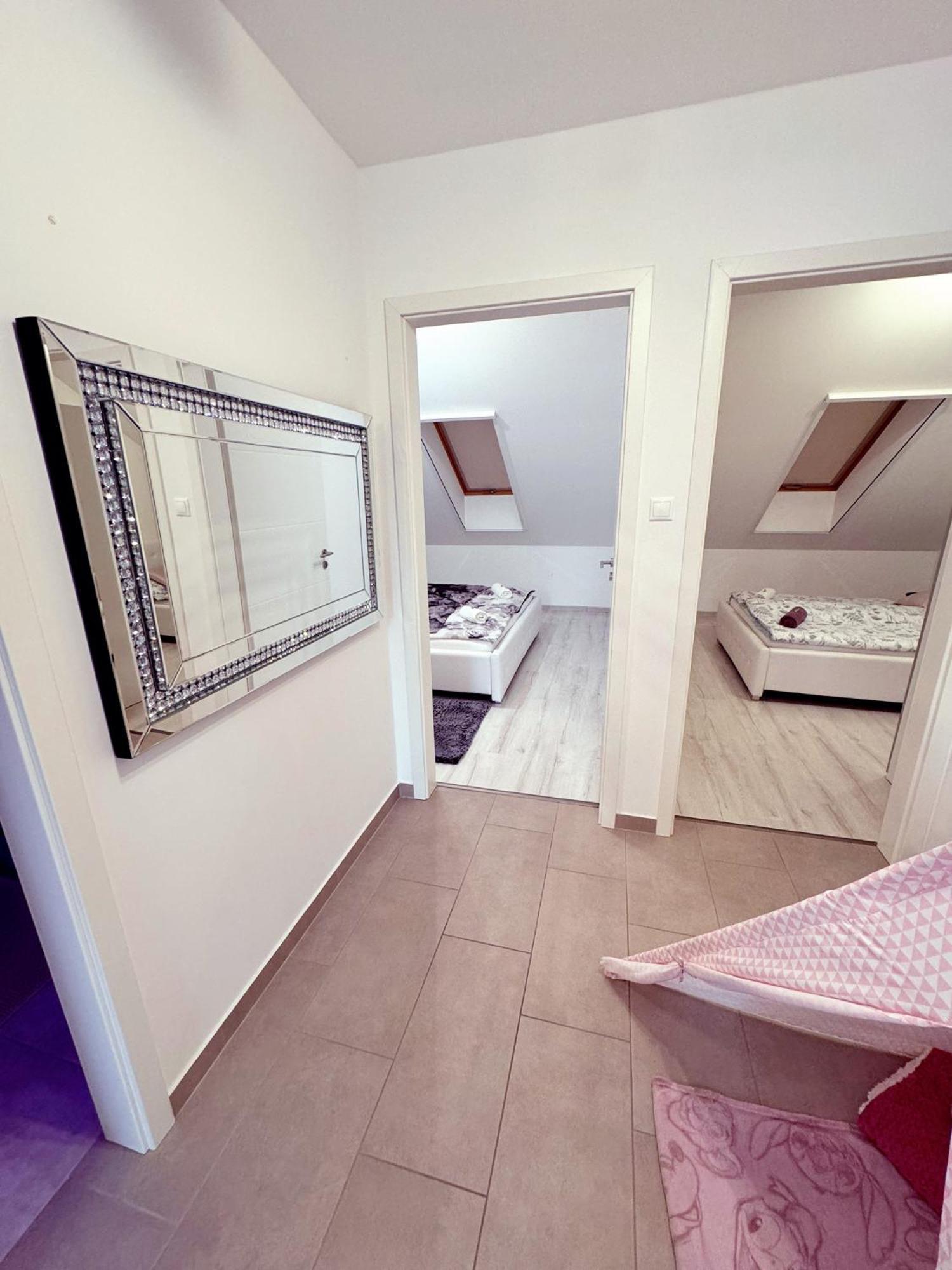 Exclusive Family Apartman Appartement Pécs Buitenkant foto